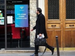 什么是曝光乘數，它是如何應用于數字戶外媒體的？